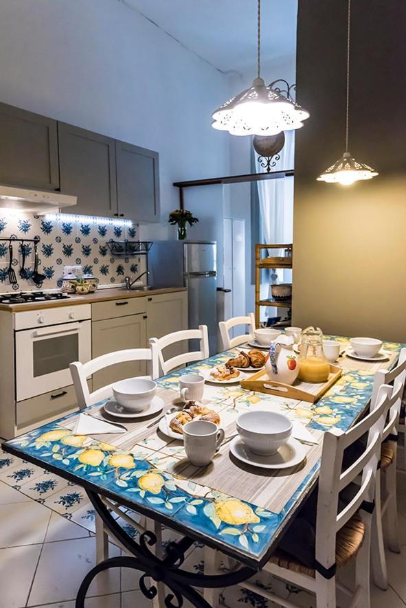 La Casa Napoletana - Ls Accommodations Νάπολη Εξωτερικό φωτογραφία